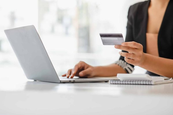 Zoom sur la carte bancaire prépayée et son utilité