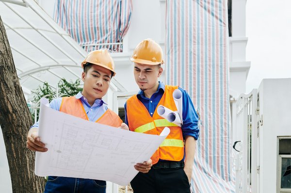 Fissures dans la maison : guide d'expertise et solutions pour prévenir les risques structurels